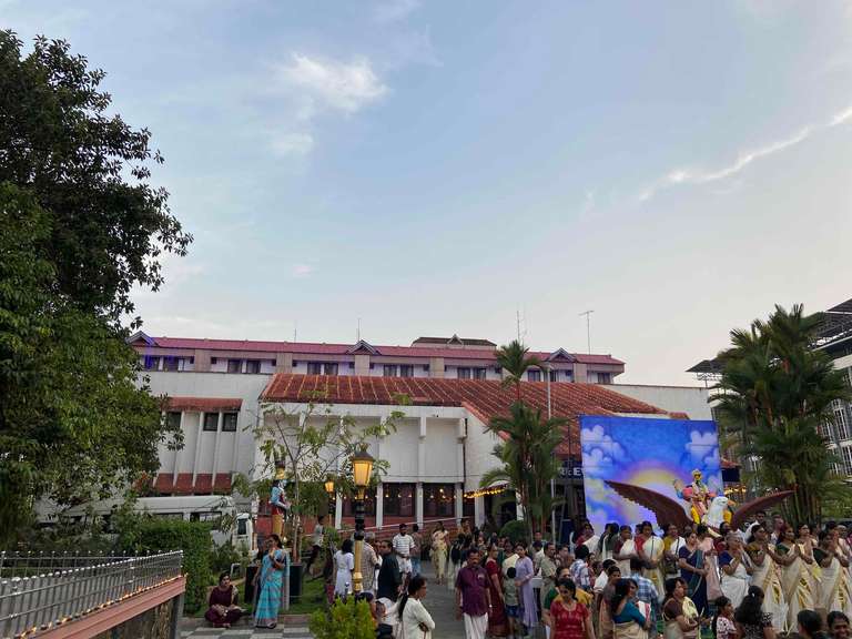 Guruvayur Live