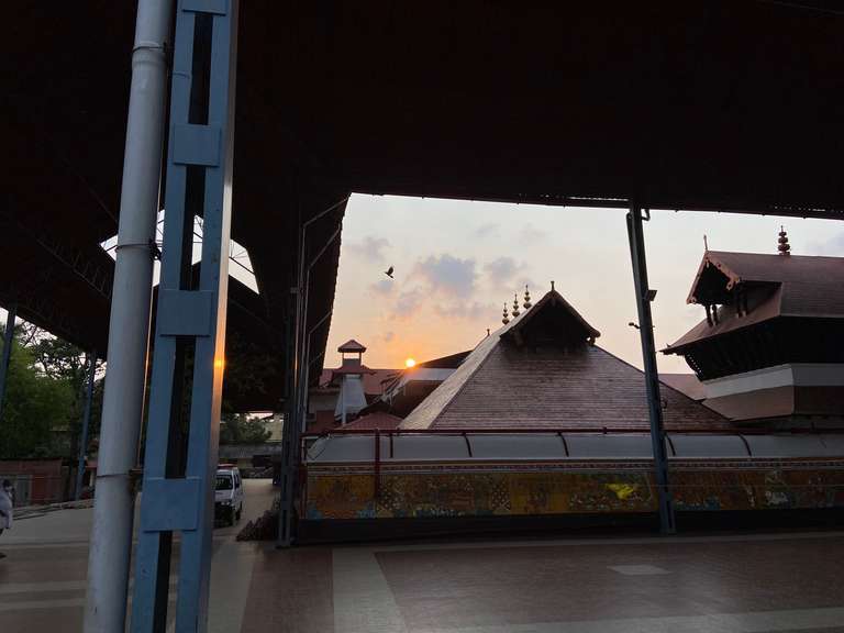 Guruvayur Live
